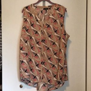 EUC versatile tank top.